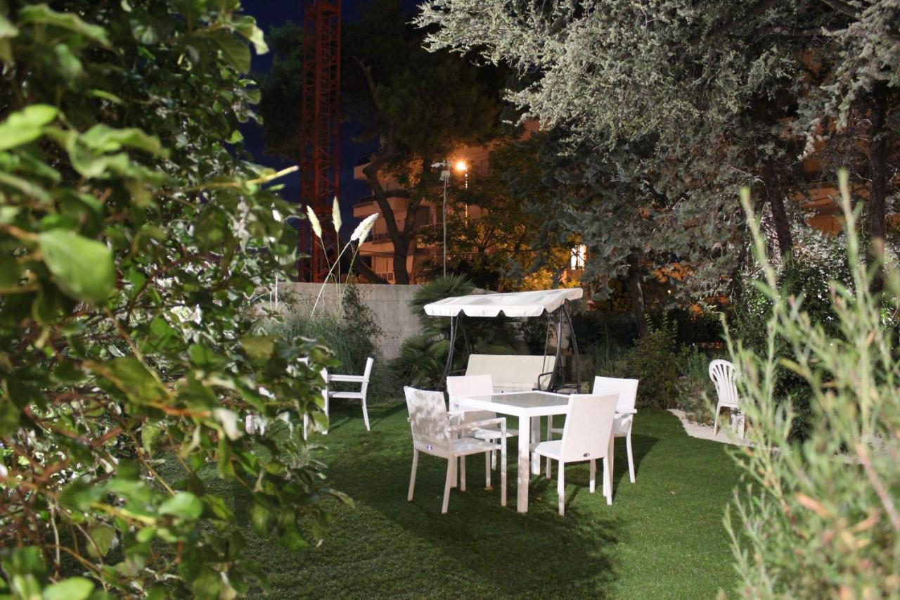 Villa Wanda - Residenza Di Charme Trani Kültér fotó